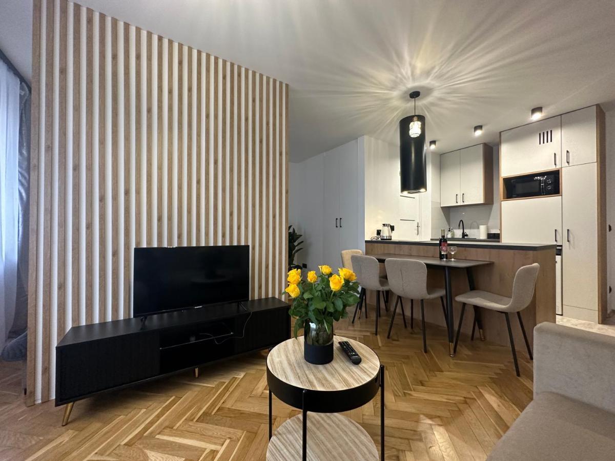 Mki Apartments - Zlota 69 Warsaw City Center Apartment エクステリア 写真